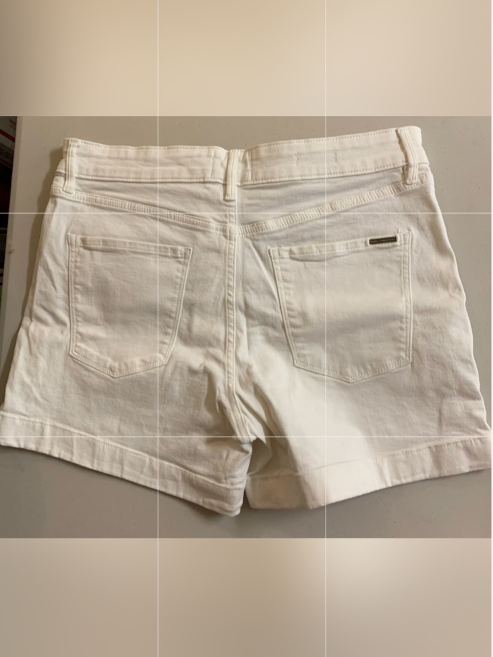 White House Black Market White High Rise Denim Shorts Women’s Size 12       V - Picture 3 of 8